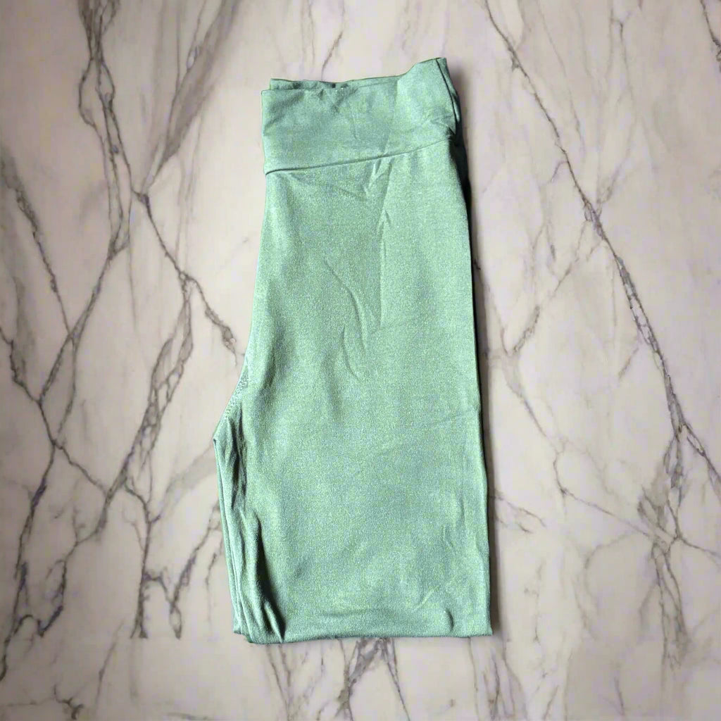 Solid colour, soft, stretch leggings in black, green, navy, grey, orange, pink, fuchsia, purple and more!