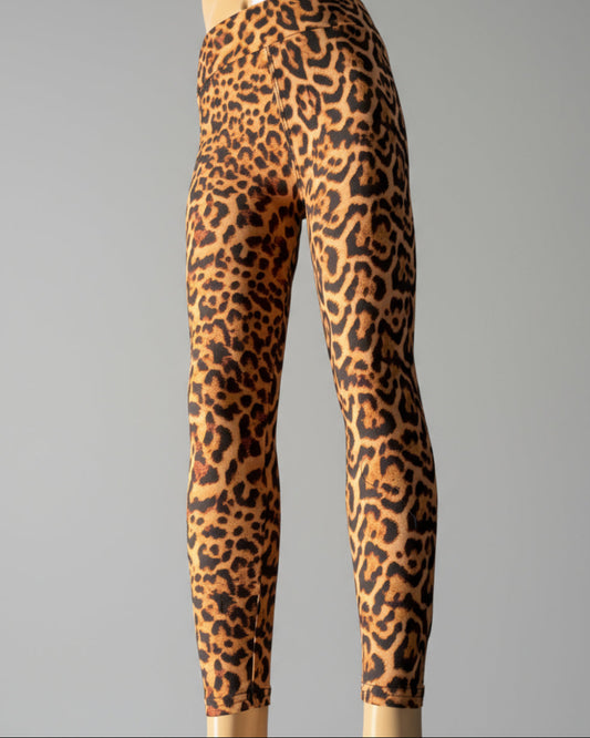 Trendy leopard print leggings