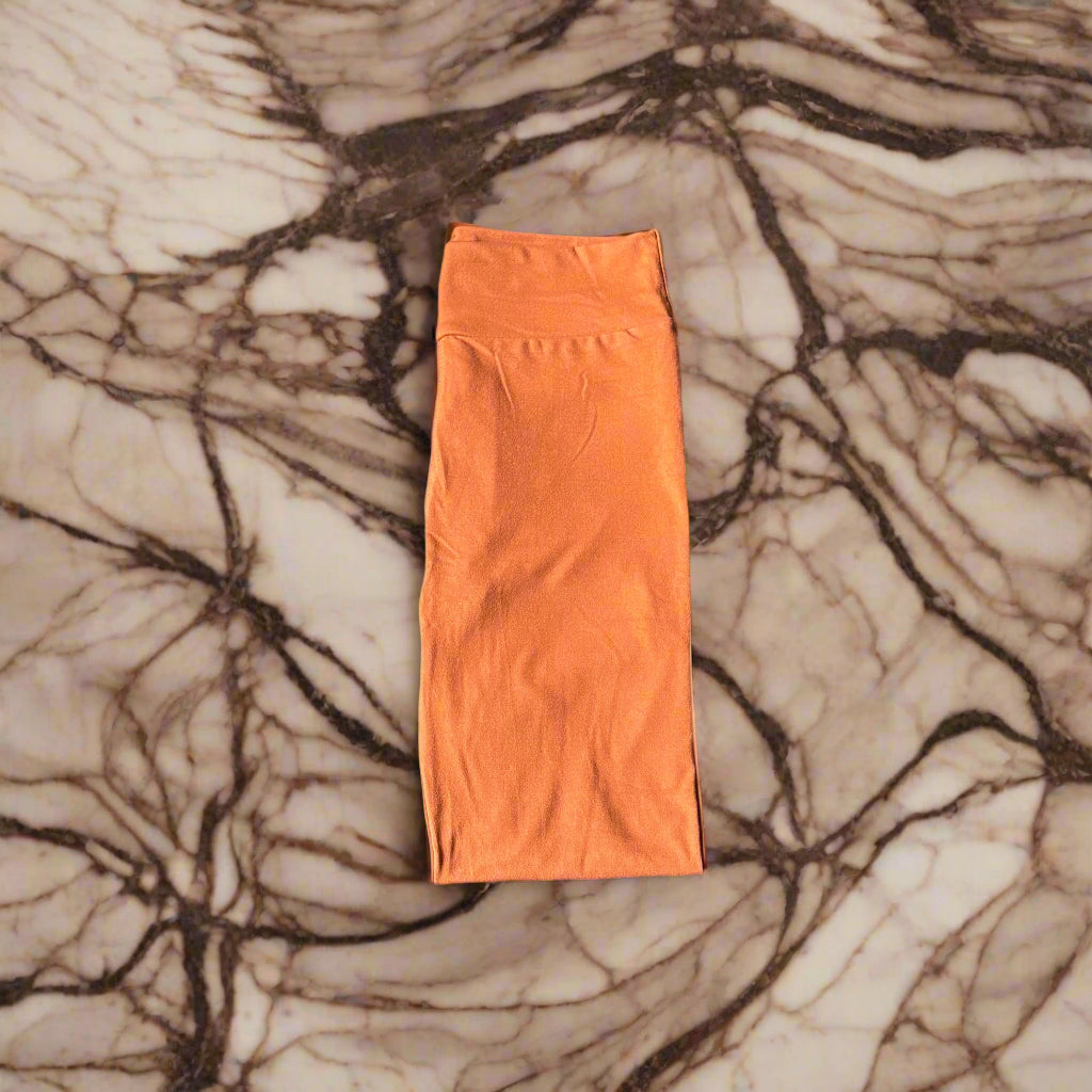 Solid colour, soft, stretch leggings in black, green, navy, grey, orange, pink, fuchsia, purple and more!