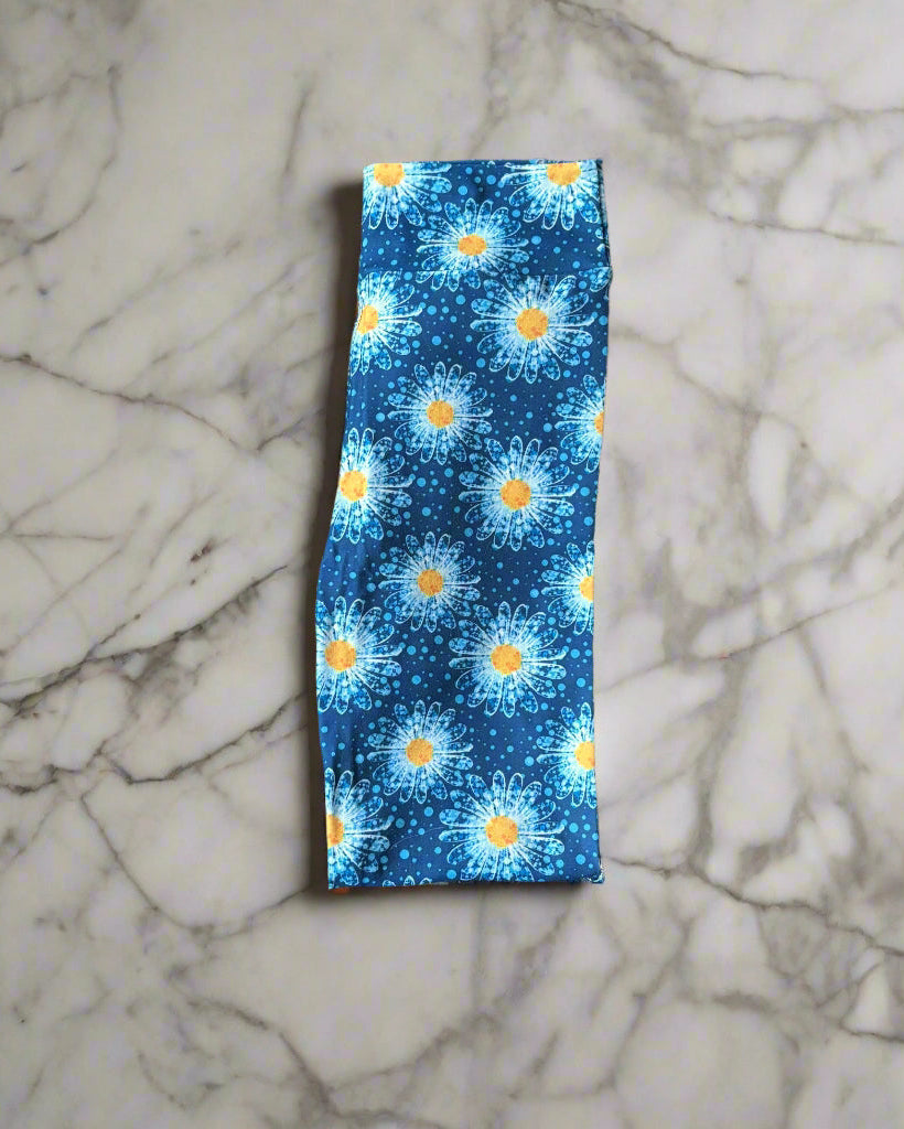 Winter daisy leggings
