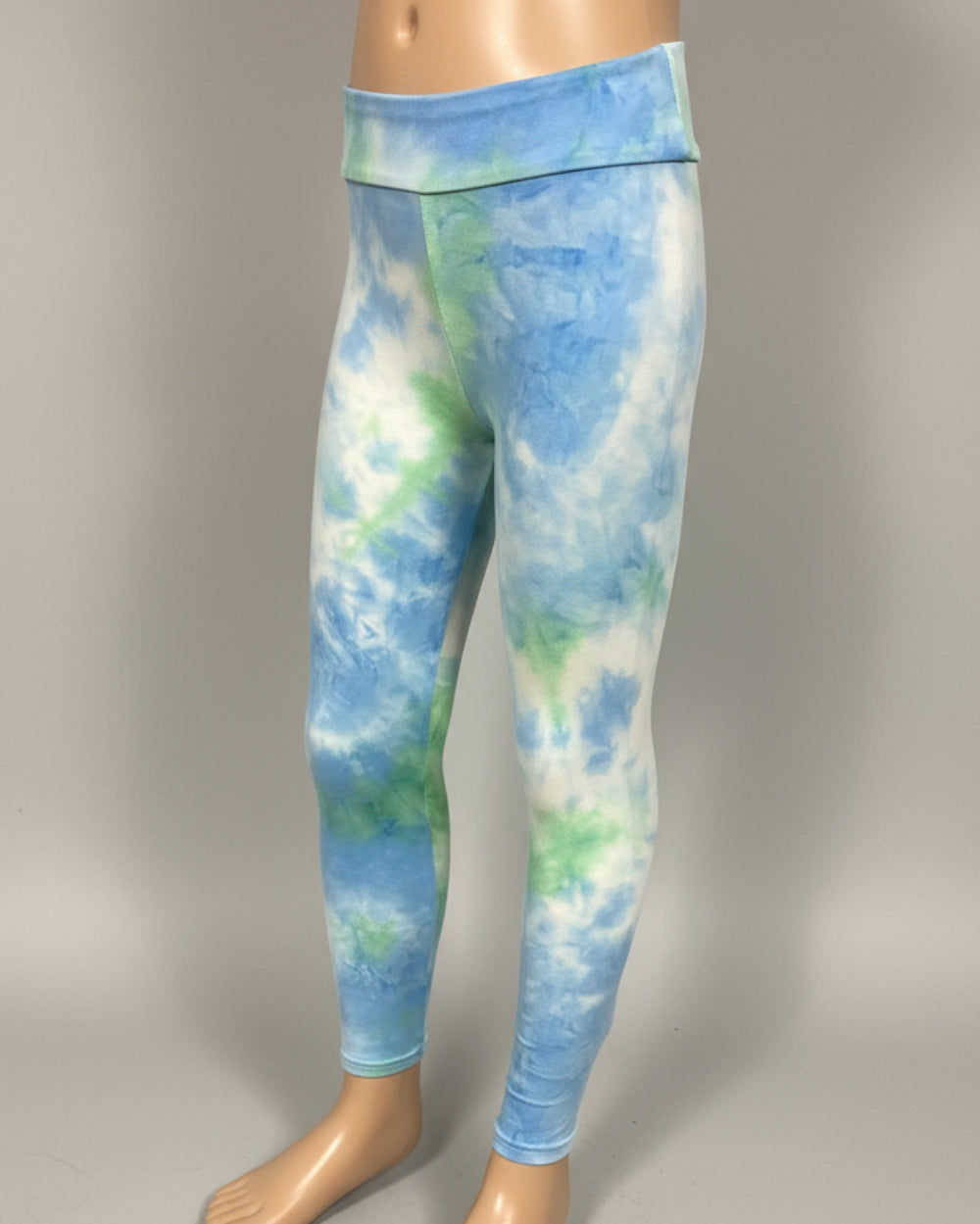 Green and blue tie-dye design leggings