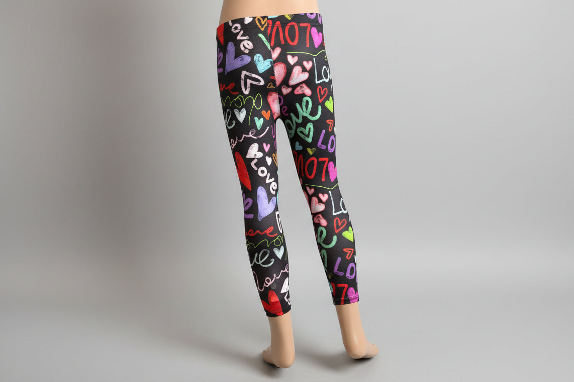 Graffiti hearts design leggings