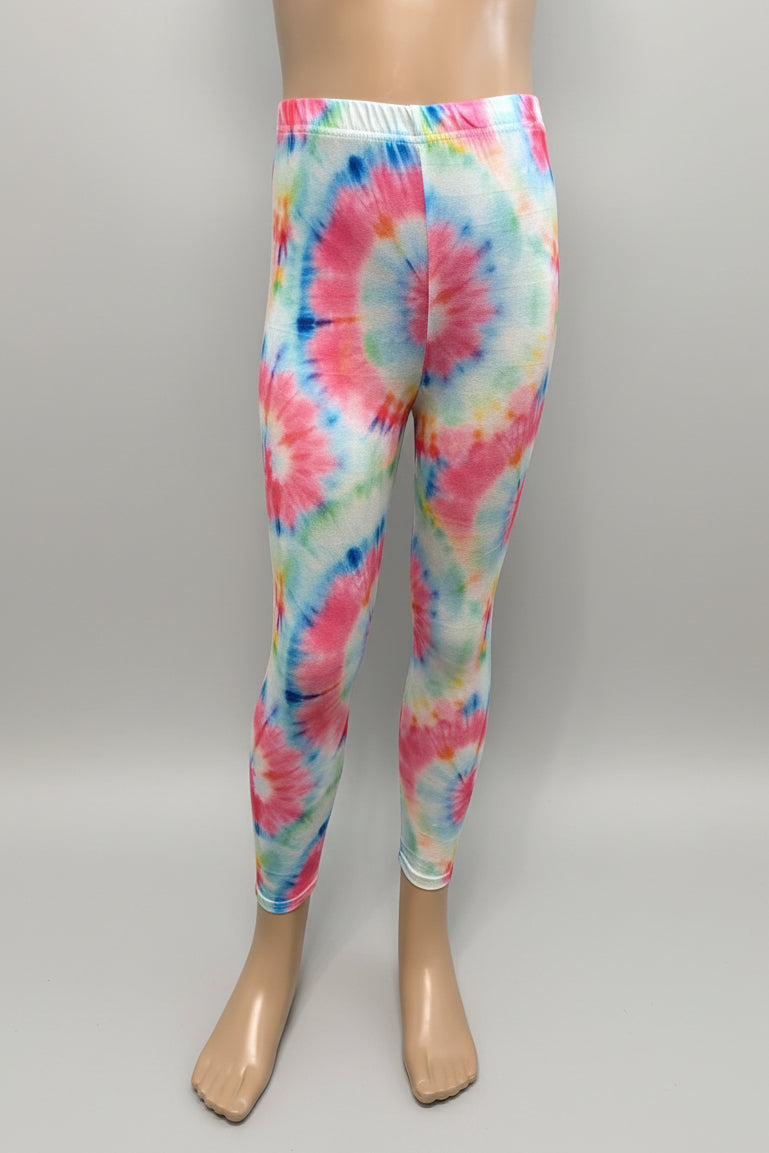 The Tie-Dye vibe, choice of pattern and size!