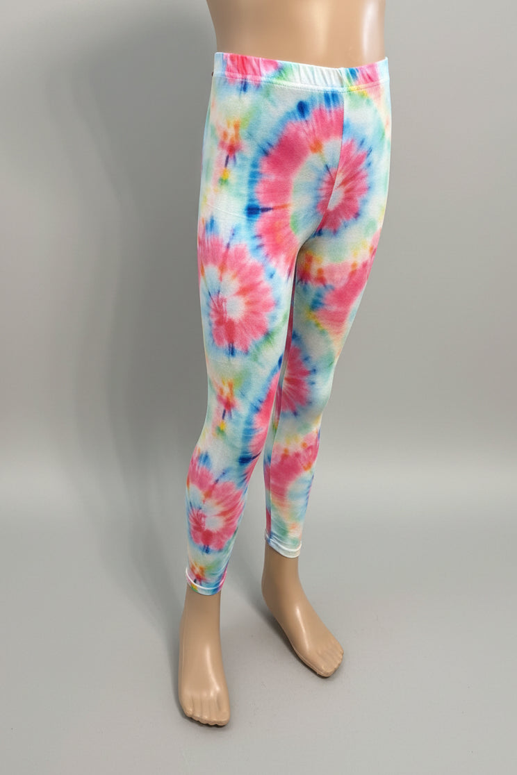 The Tie-Dye vibe, choice of pattern and size!