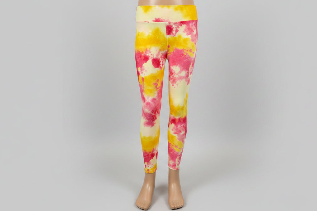 The Tie-Dye vibe, choice of pattern and size!