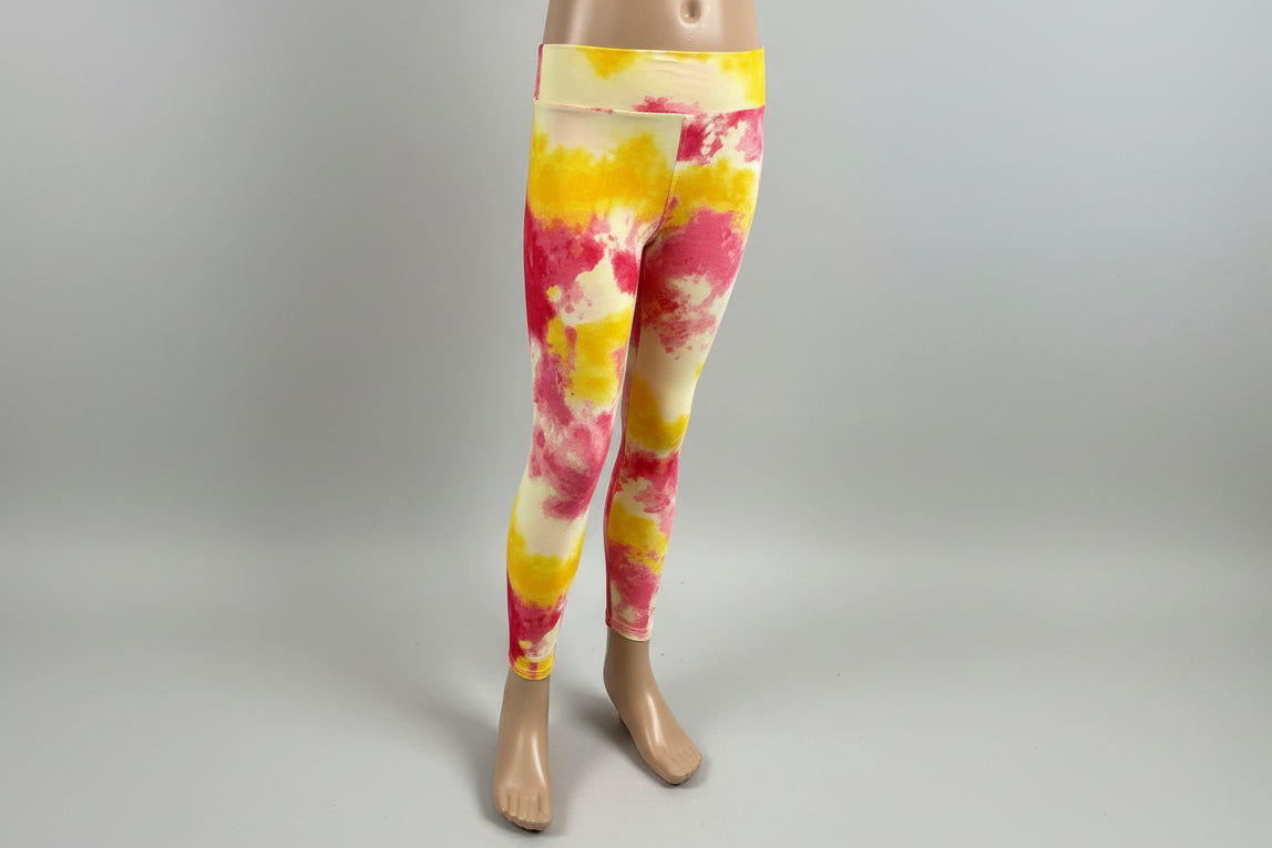 The Tie-Dye vibe, choice of pattern and size!