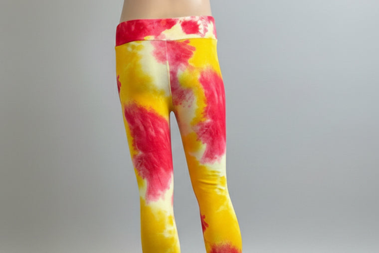The Tie-Dye vibe, choice of pattern and size!