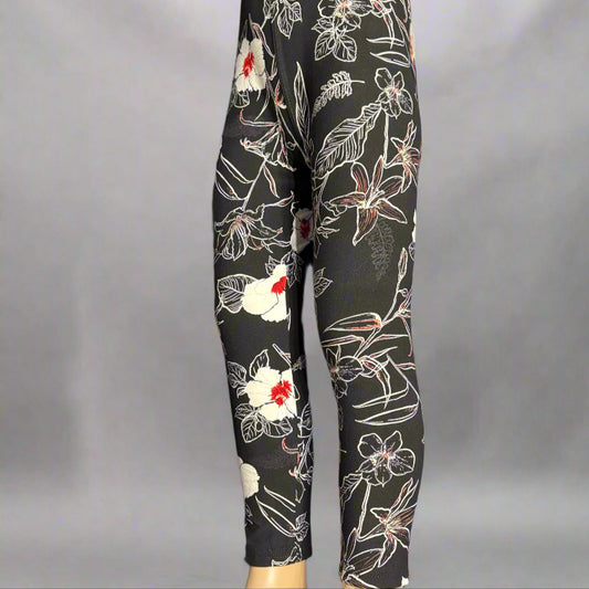 Trendy black floral full length leggings
