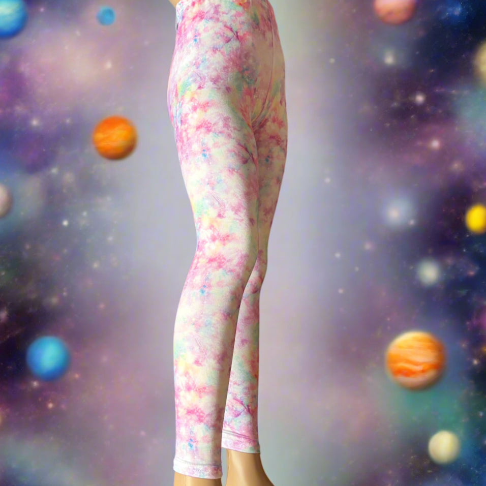 Trendy 'universe' design leggings