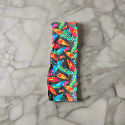 Feathers and leaves design full length leggings