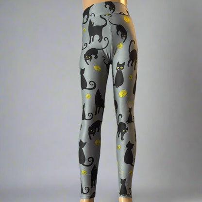 Playful kitten leggings