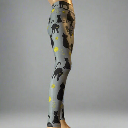 Playful kitten leggings