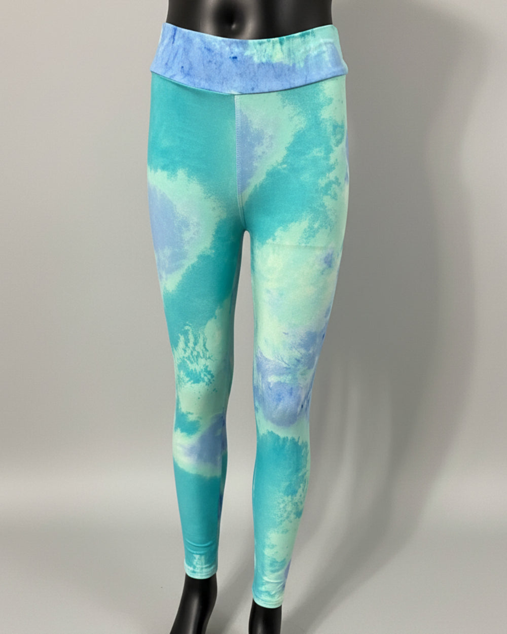 Turquoise tie-dye design soft, stretch leggings