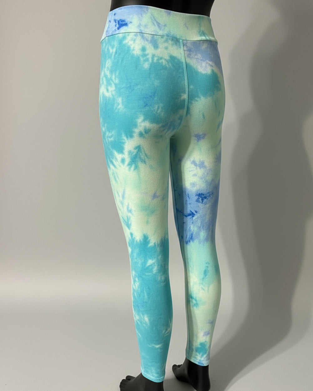 Turquoise tie-dye design soft, stretch leggings
