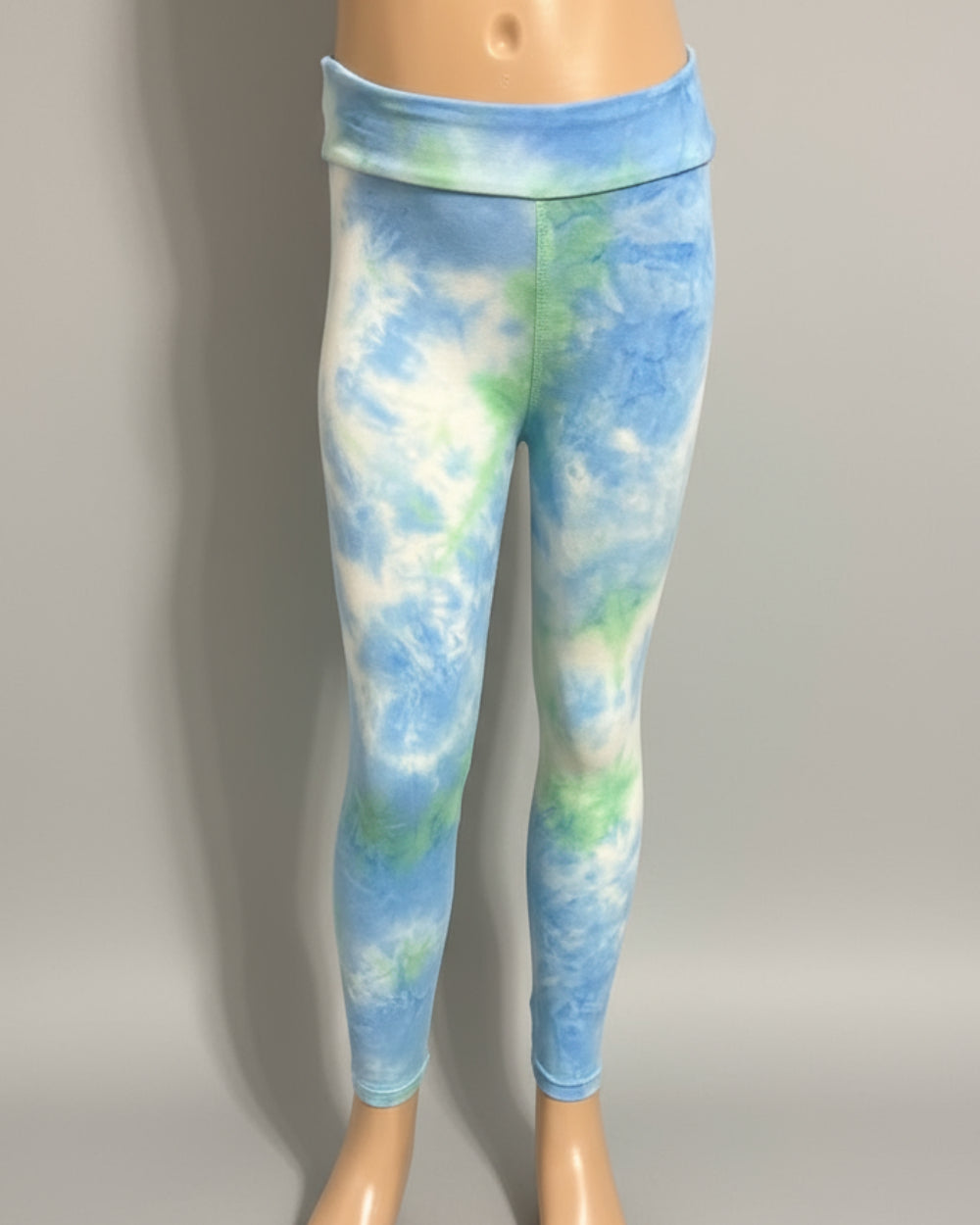 Green and blue tie-dye design leggings