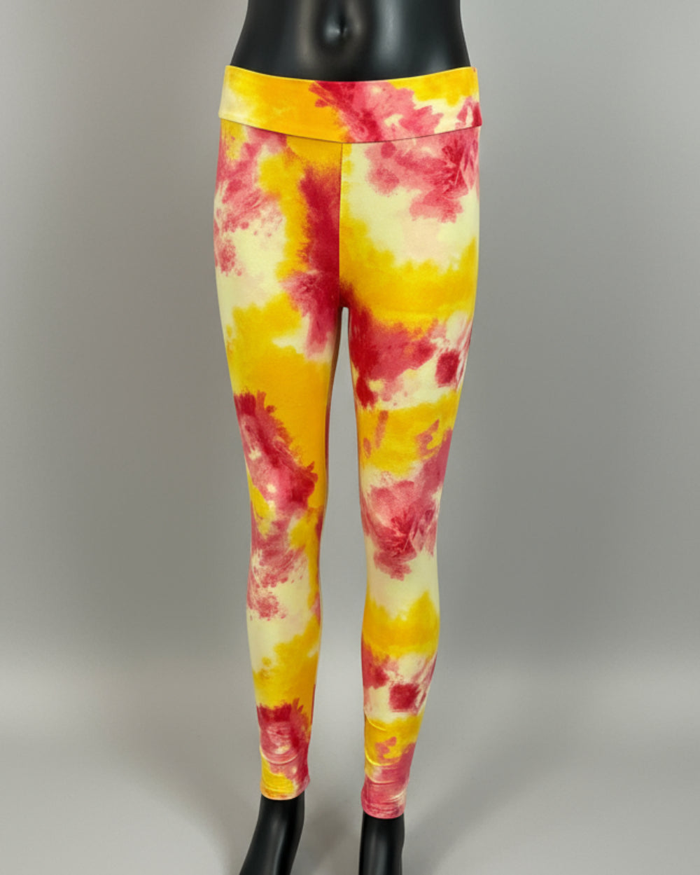The Tie-Dye vibe, choice of pattern and size!
