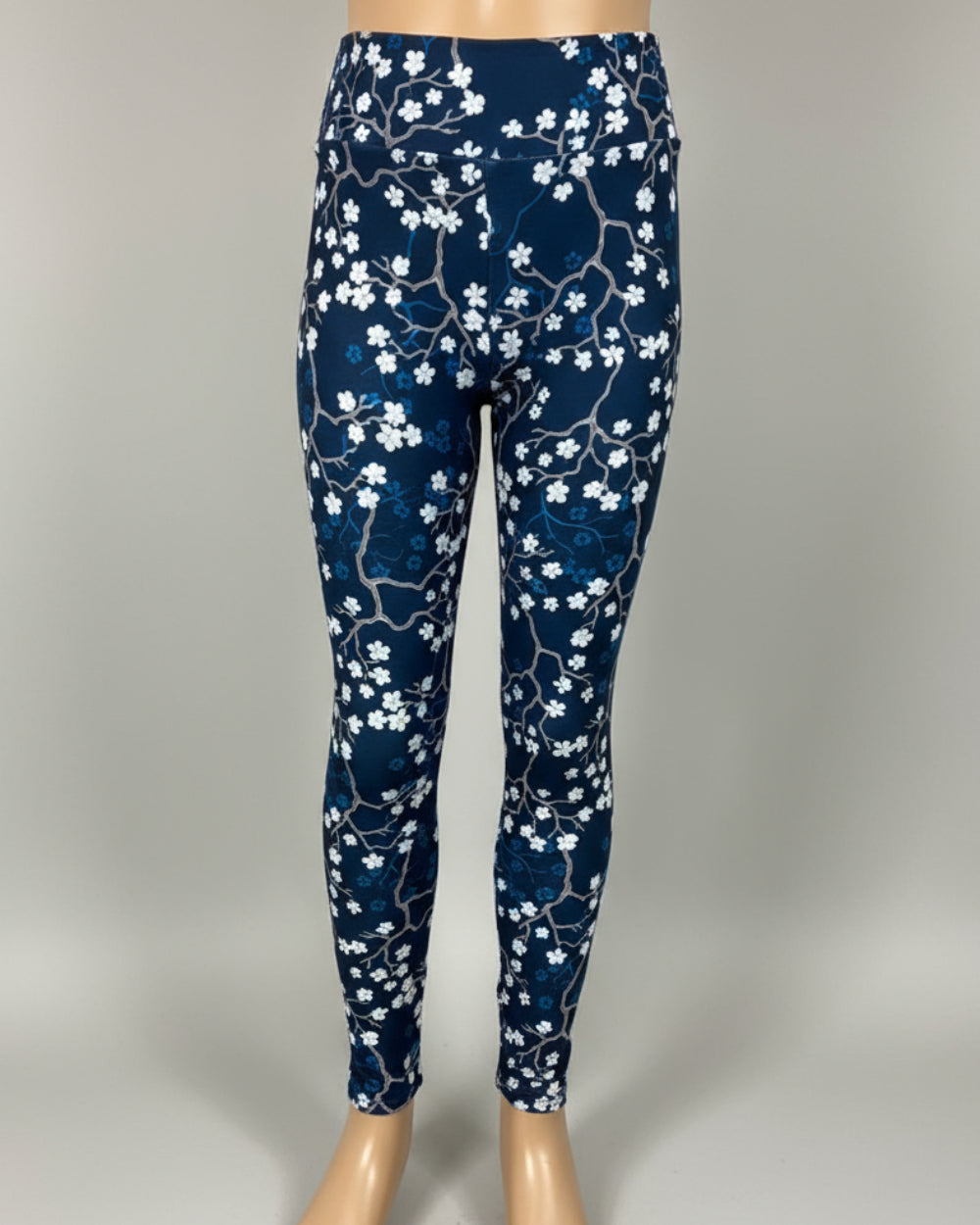 Winter floral design leggings
