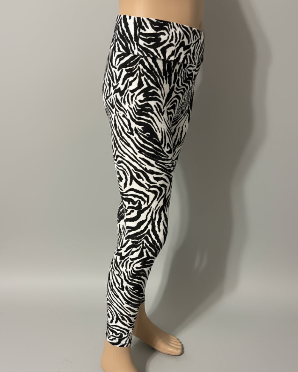 Zebra black & white full length leggings