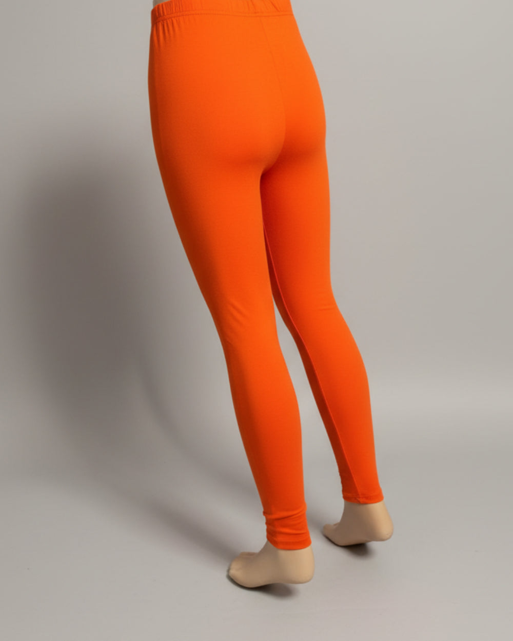 Lightweight stretch leggings in a variety of vibrant colours!