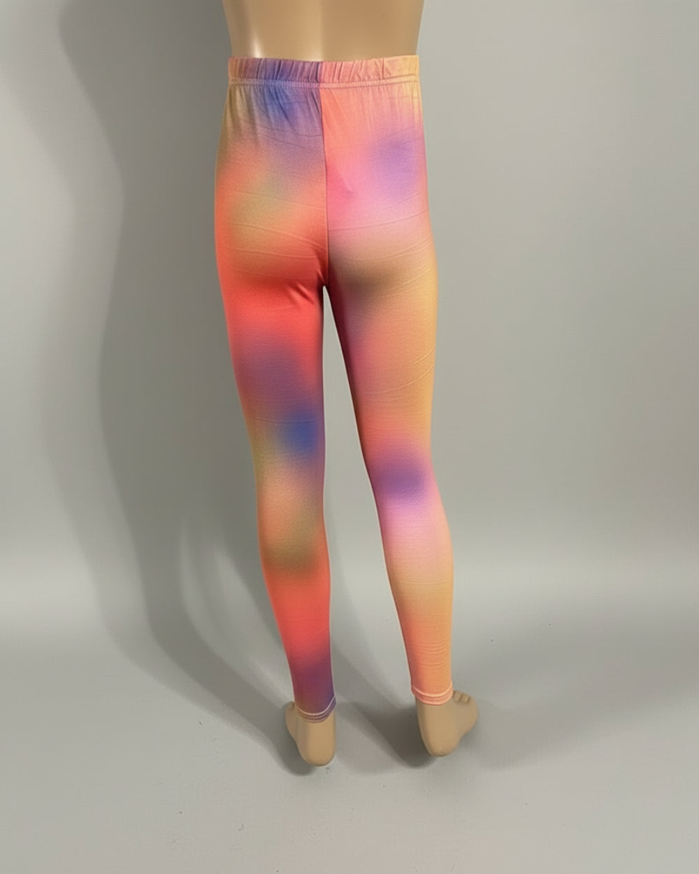 The Tie-Dye vibe, choice of pattern and size!