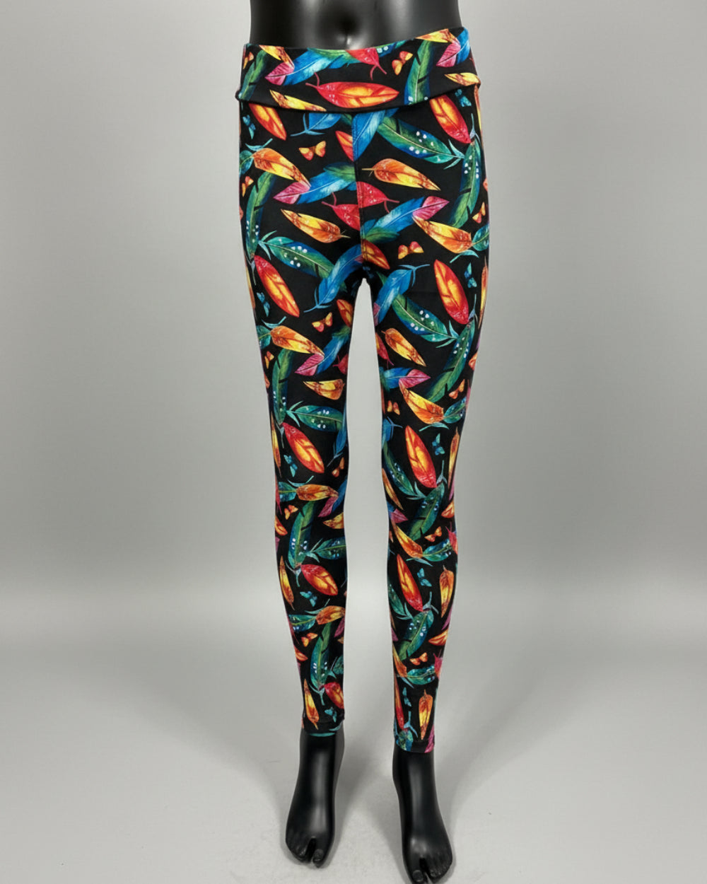 Feathers and leaves design full length leggings