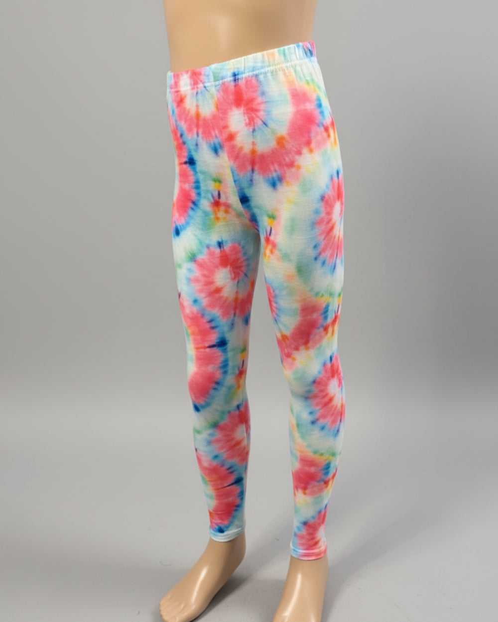 The Tie-Dye vibe, choice of pattern and size!