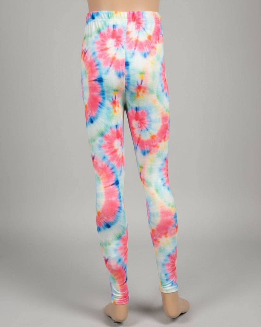 The Tie-Dye vibe, choice of pattern and size!
