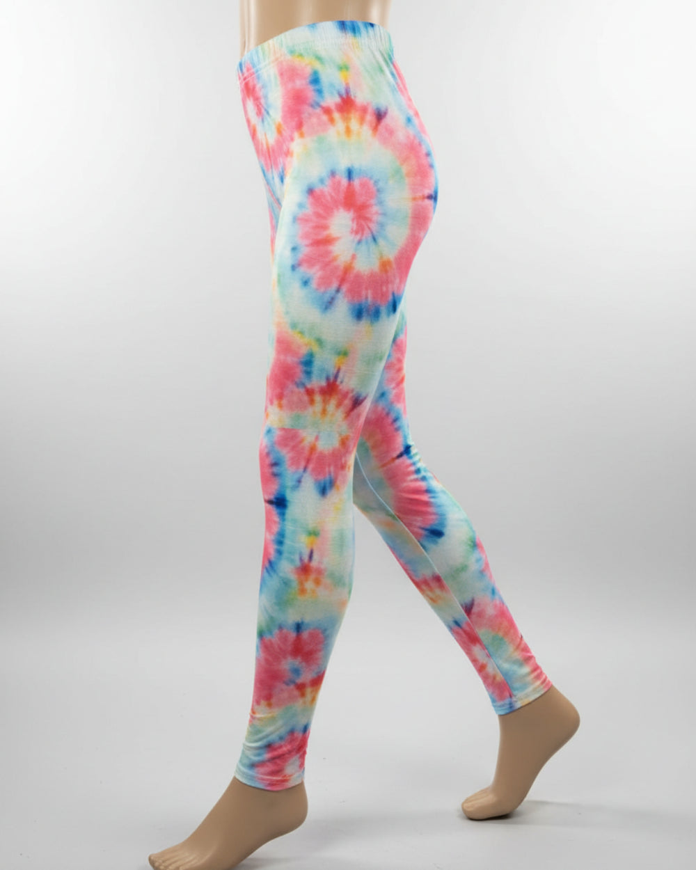 The Tie-Dye vibe, choice of pattern and size!