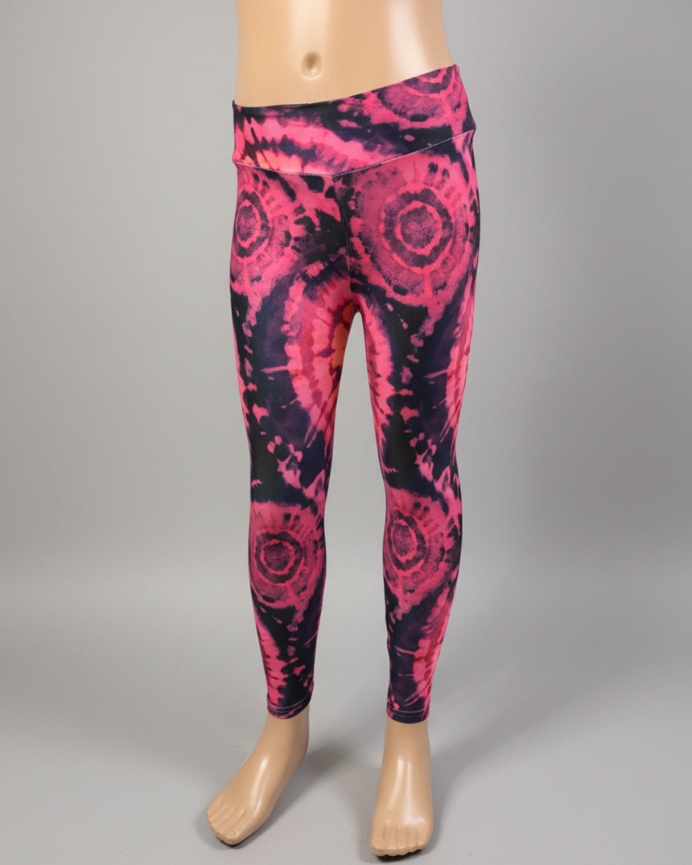 The Tie-Dye vibe, choice of pattern and size!