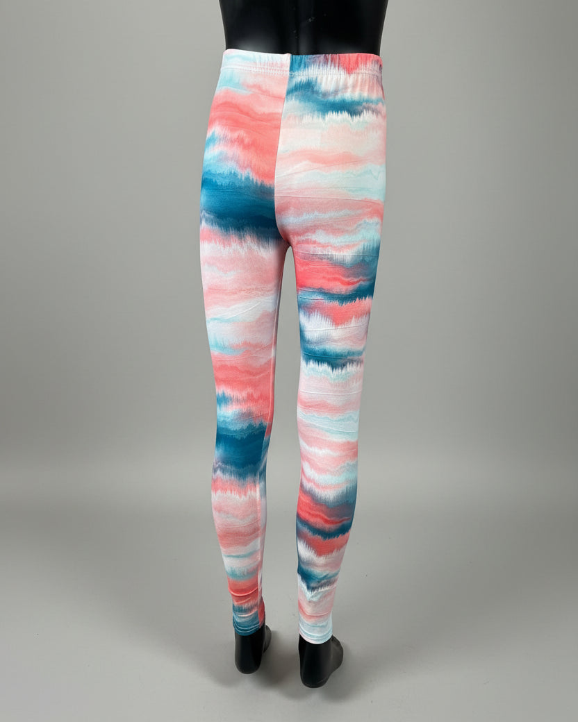 The Tie-Dye vibe, choice of pattern and size!