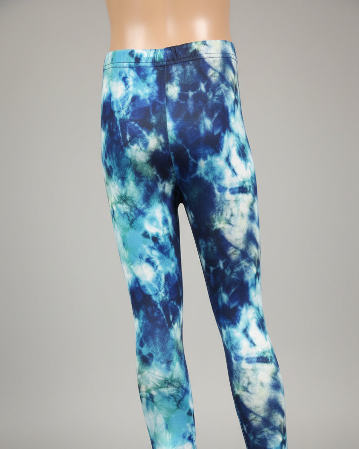 The Tie-Dye vibe, choice of pattern and size!