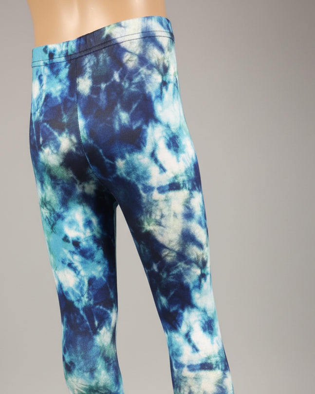 The Tie-Dye vibe, choice of pattern and size!