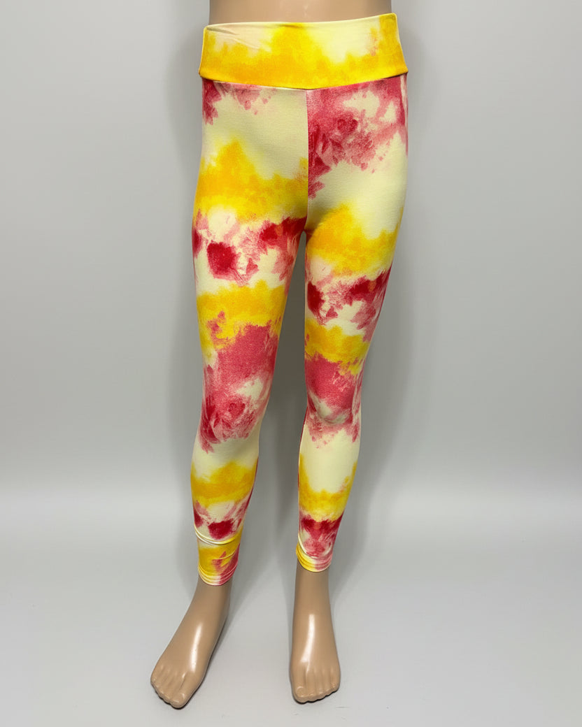 The Tie-Dye vibe, choice of pattern and size!