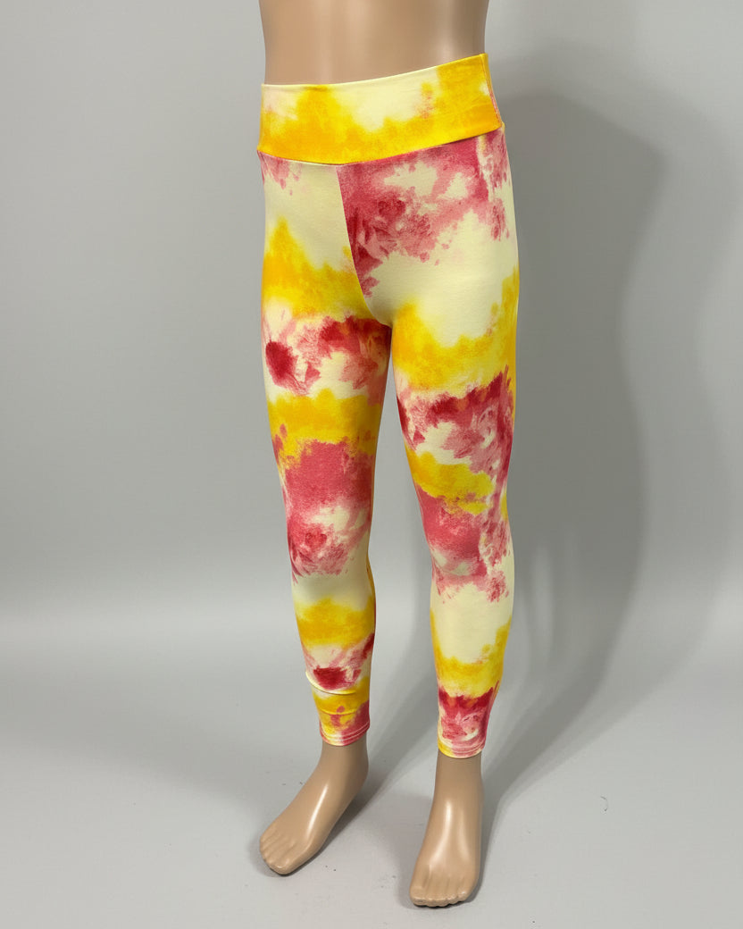 The Tie-Dye vibe, choice of pattern and size!