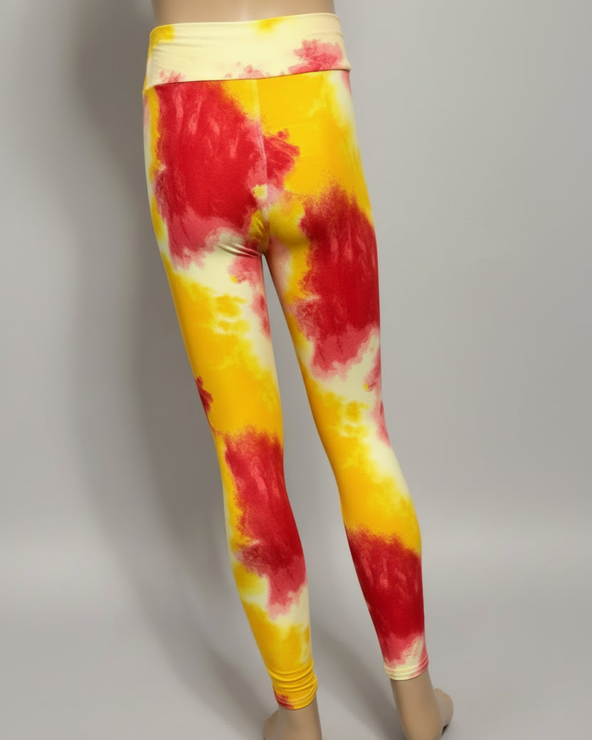 The Tie-Dye vibe, choice of pattern and size!