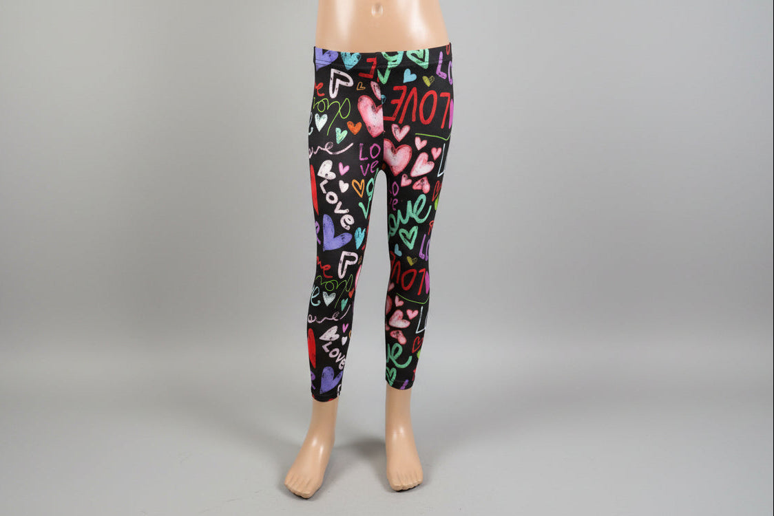 Graffiti hearts design leggings
