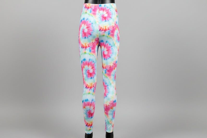 The Tie-Dye vibe, choice of pattern and size!