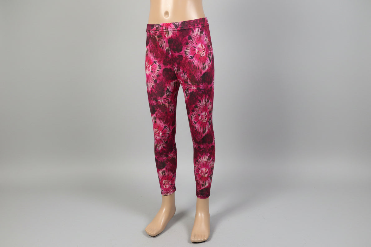The Tie-Dye vibe, choice of pattern and size!