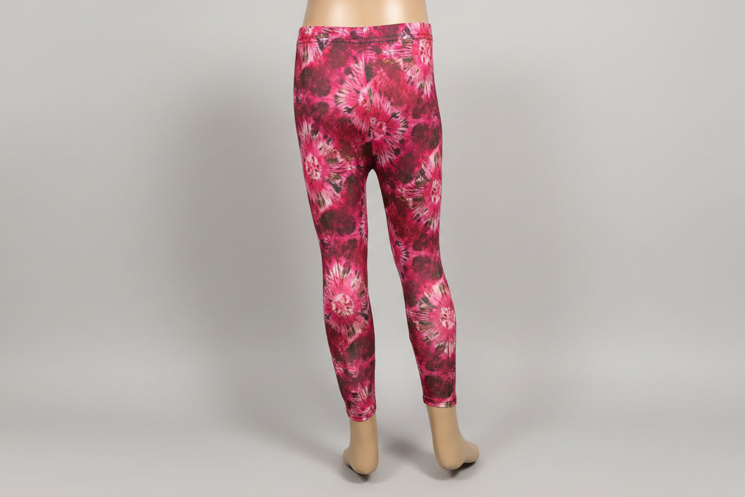The Tie-Dye vibe, choice of pattern and size!