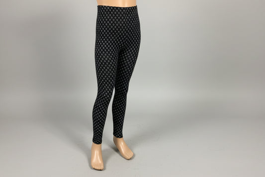 Black leggings with tiny white flowers design