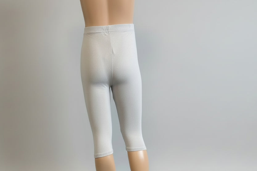 Lightweight solid colour Capri leggings, choice of colours and sizes!