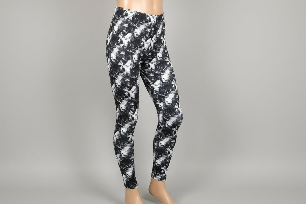 Monochrome diamond design full length stretch leggings