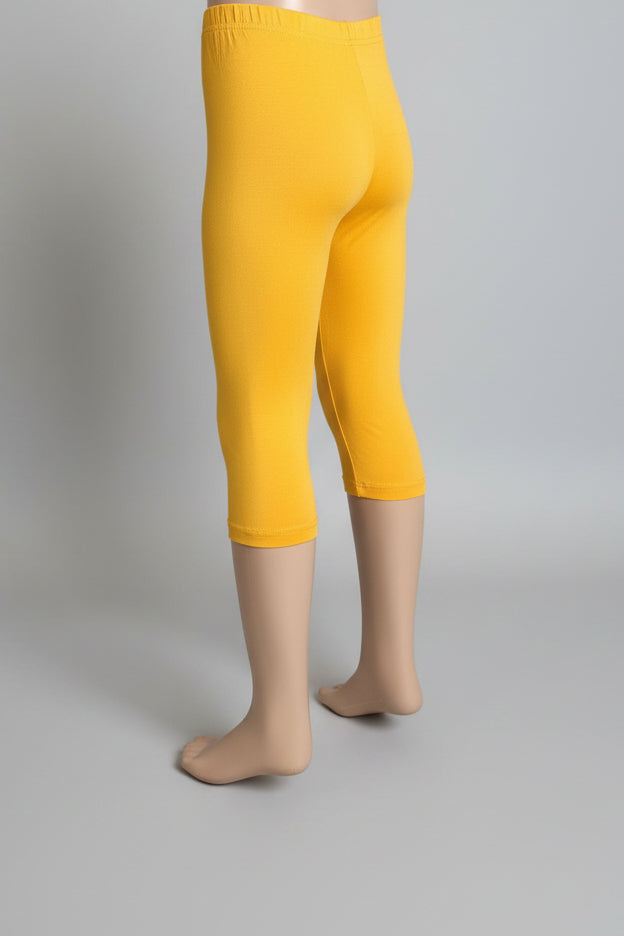 Lightweight solid colour Capri leggings, choice of colours and sizes!