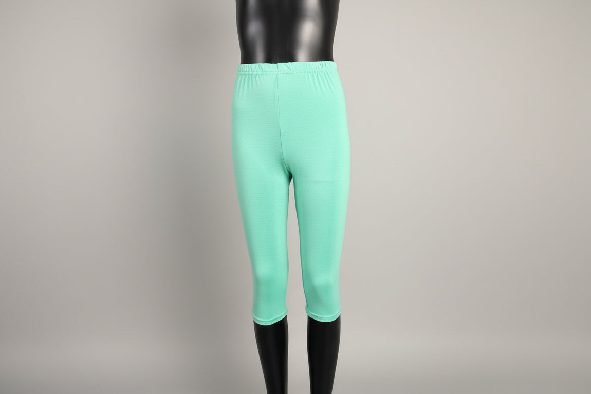 Lightweight solid colour Capri leggings, choice of colours and sizes!