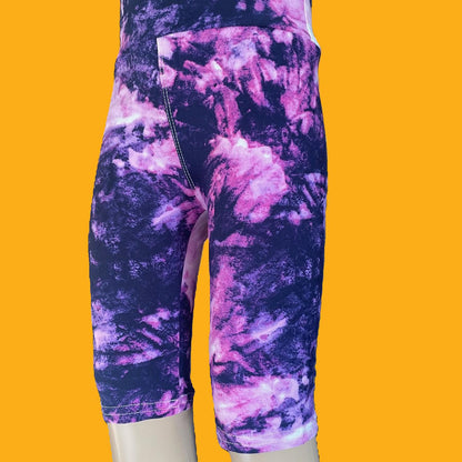 Girls violet burst Bermuda shorts